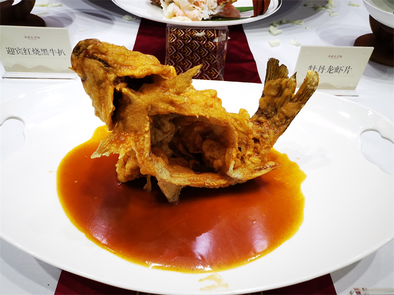 糖醋鯉魚。張代生攝
