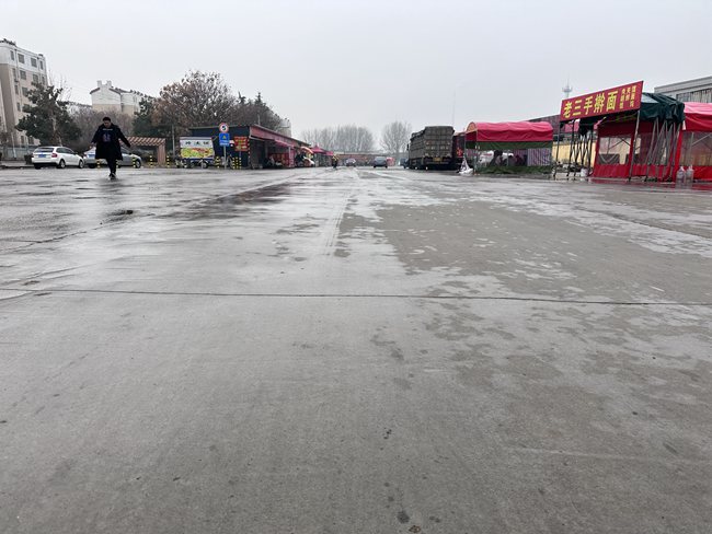 修路后。荊河街道供圖