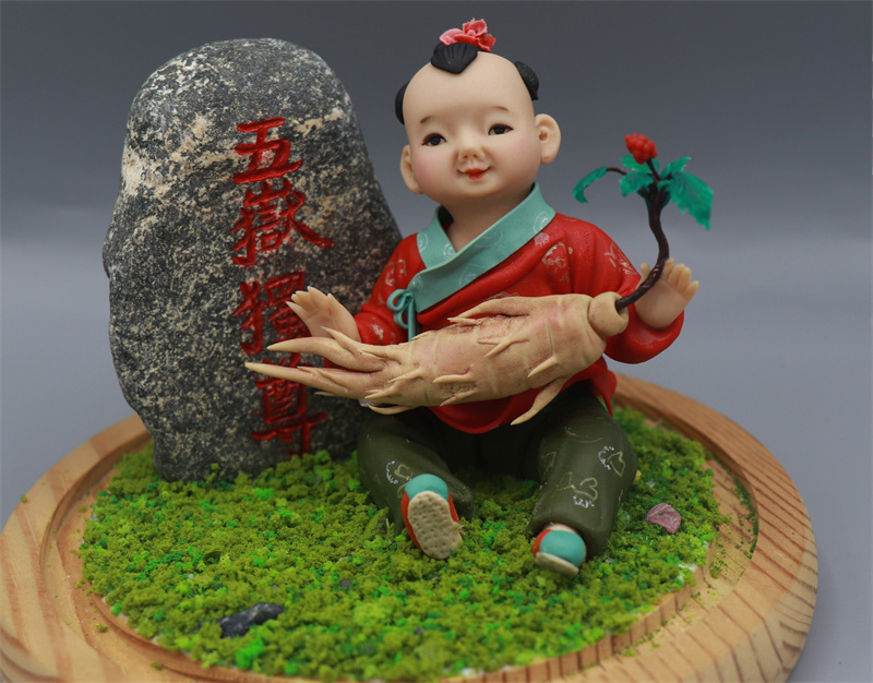 泰山石家面塑作品《泰山祈福娃娃》。受訪者供圖