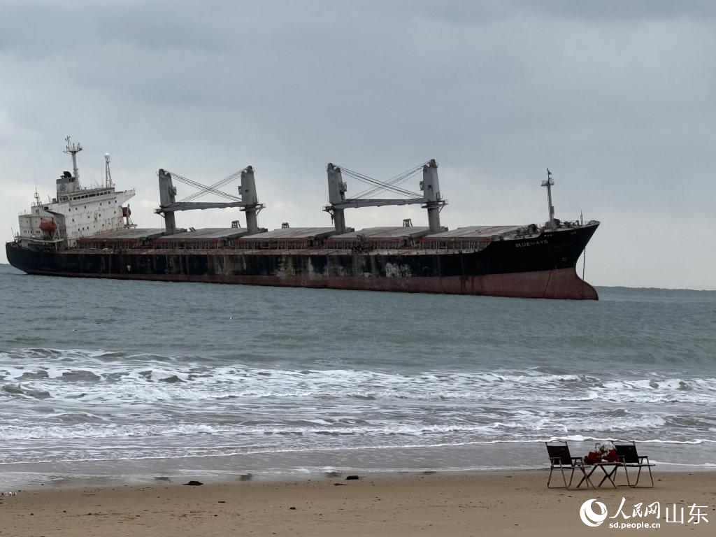 榮成市布魯威斯號(hào)。 李子悅 攝